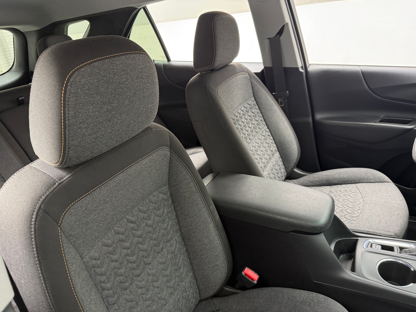 Thumbnail: 2023 Chevrolet Equinox - 2