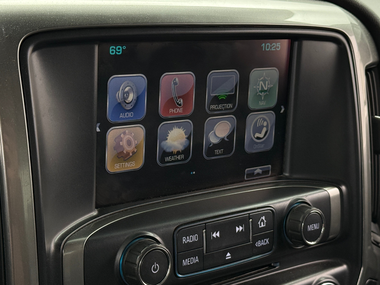 Thumbnail: 2017 Chevrolet Silverado 1500 - 4