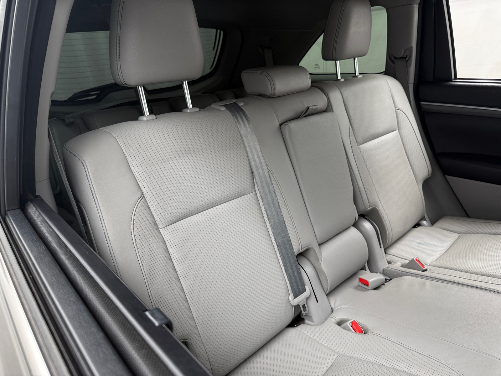 Thumbnail: 2017 Toyota Highlander - 5