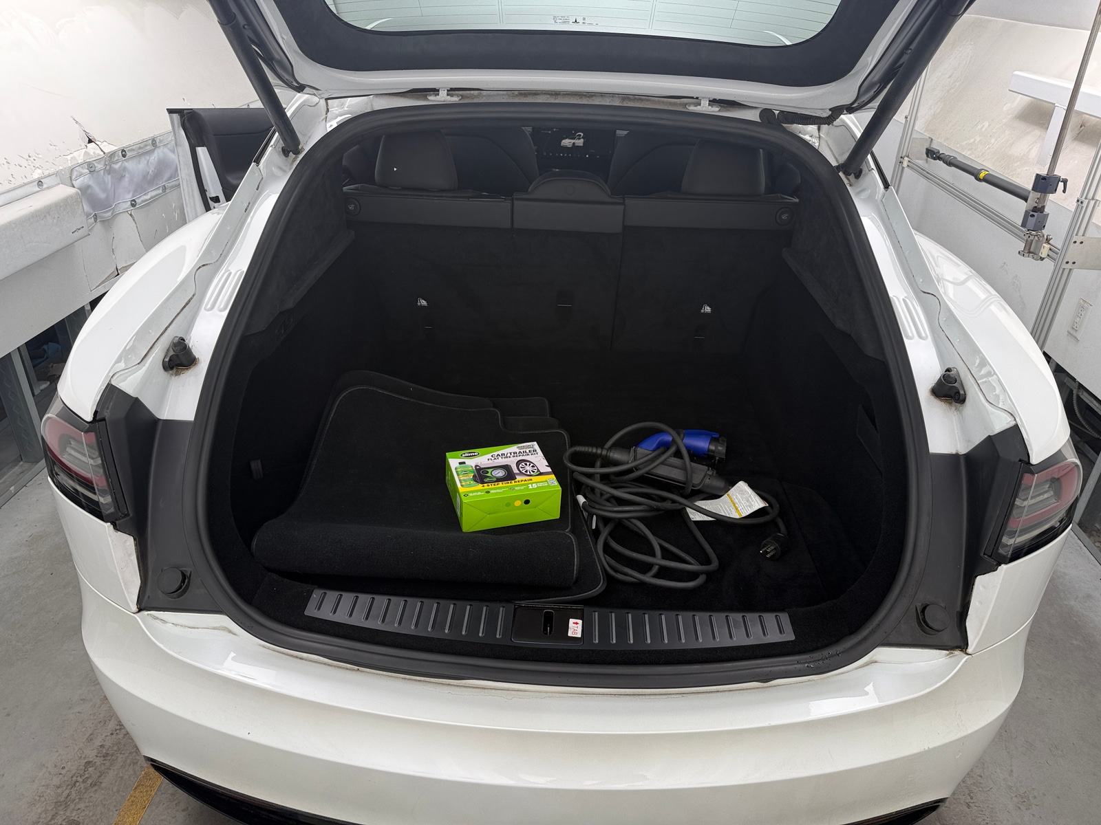 Thumbnail: 2024 Tesla Model S - 6