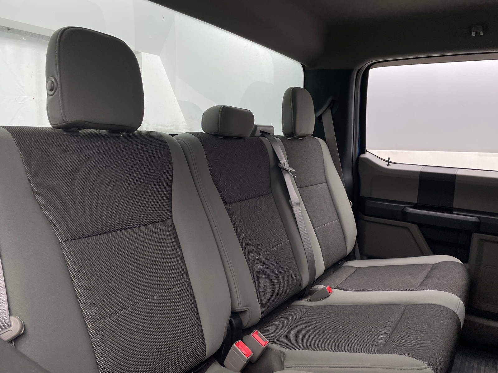 Thumbnail: 2019 Ford Econoline - 6