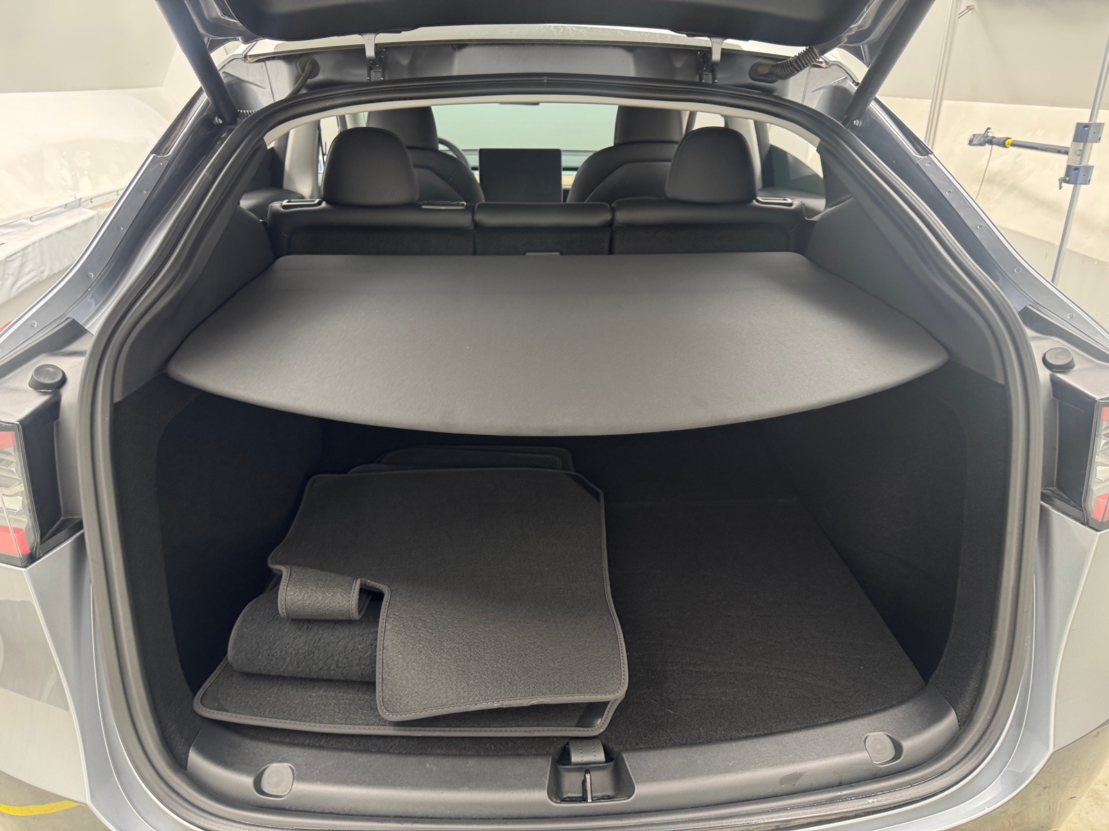 Thumbnail: 2025 Tesla Model Y - 6