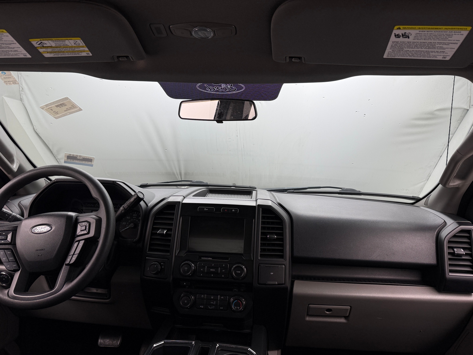 Thumbnail: 2017 Ford Econoline - 3