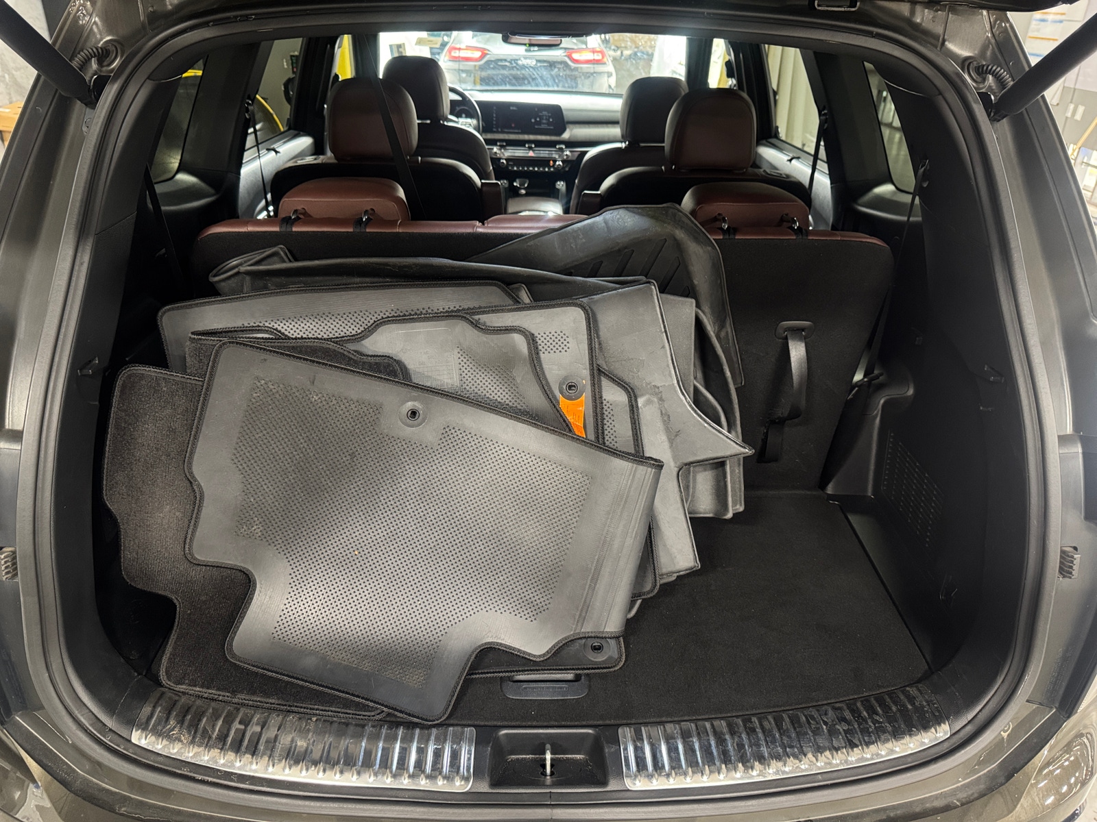 Thumbnail: 2023 Kia Telluride - 6