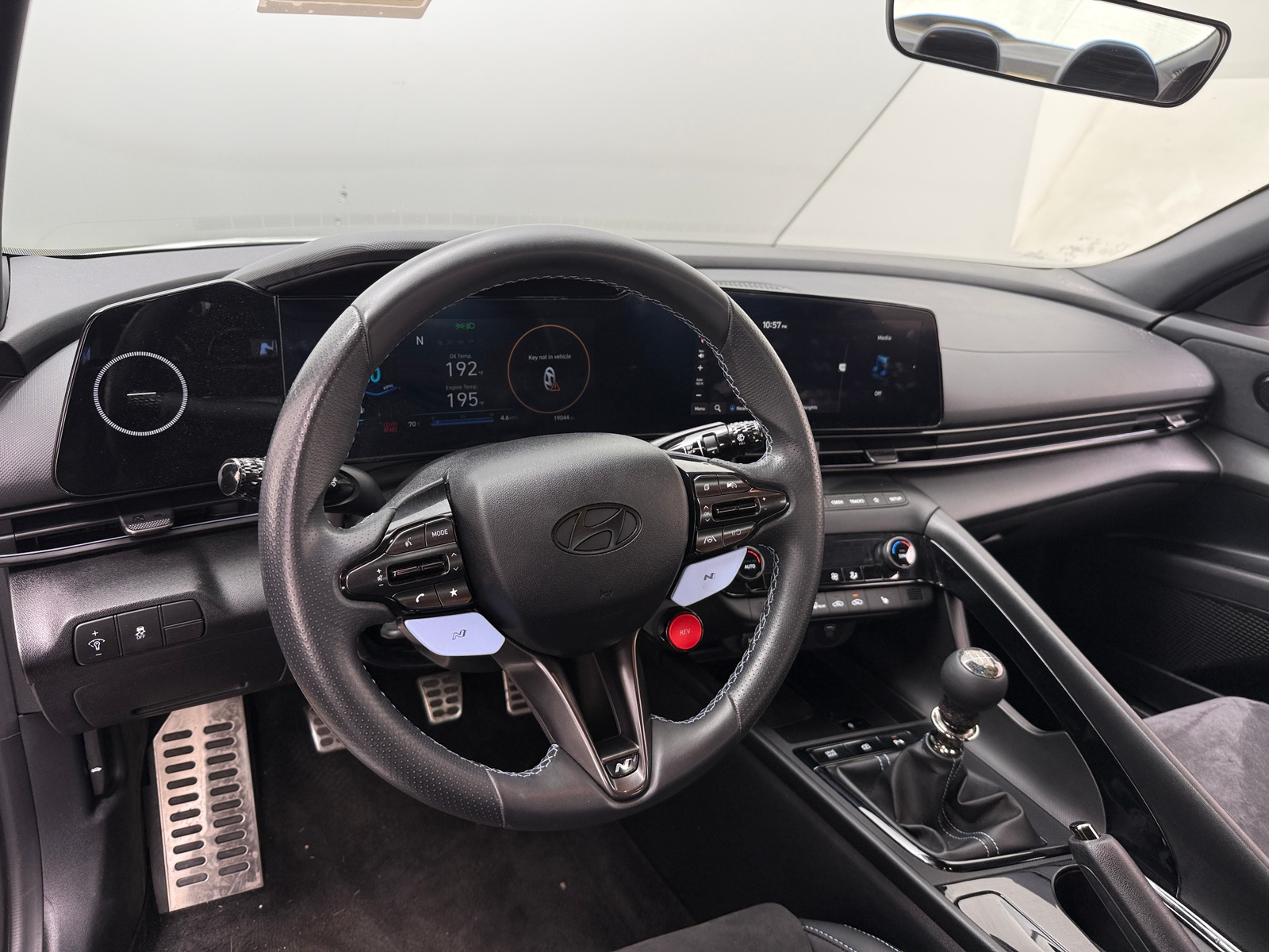 Thumbnail: 2024 Hyundai Elantra - 3