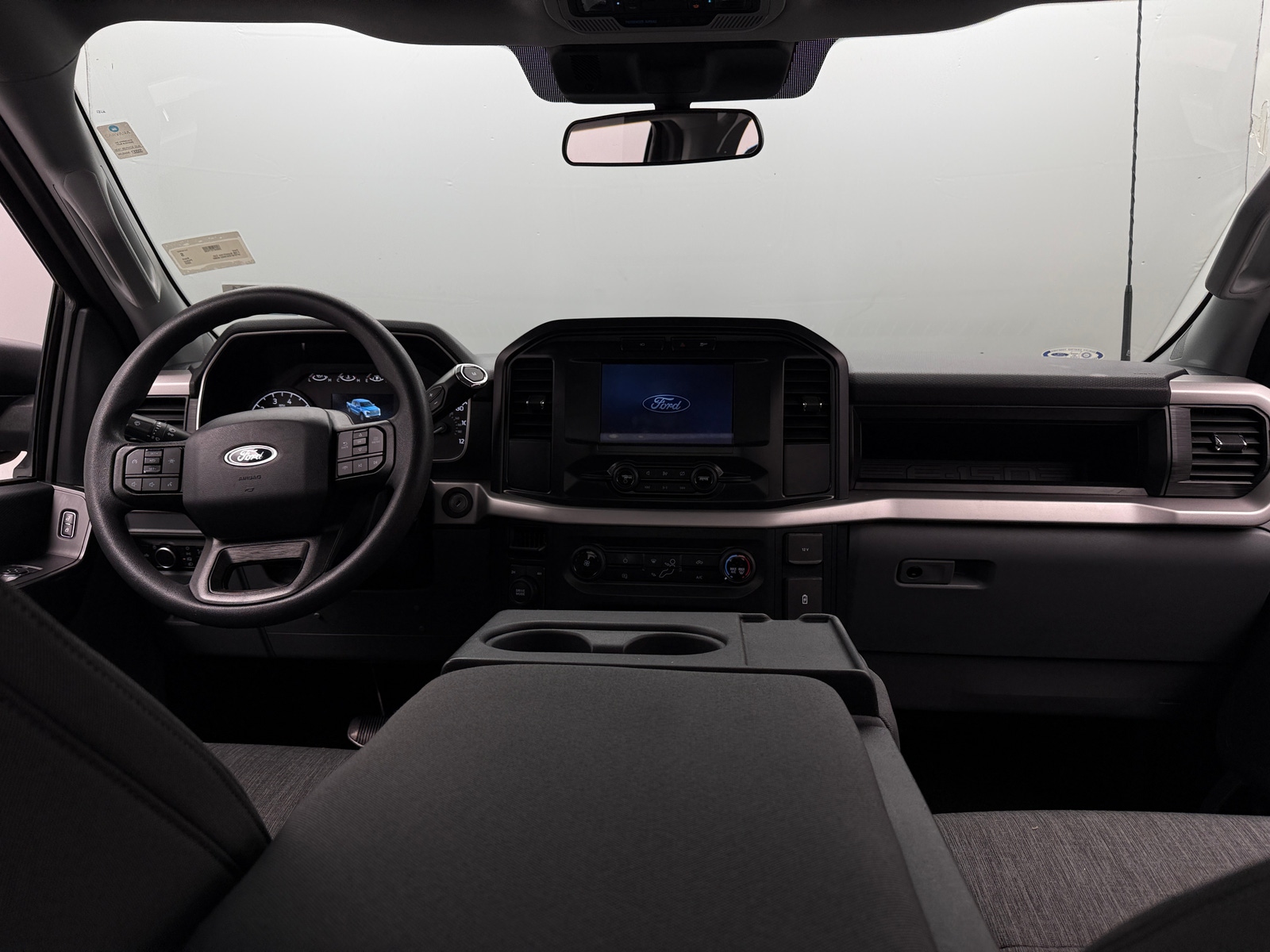 Thumbnail: 2022 Ford Econoline - 3