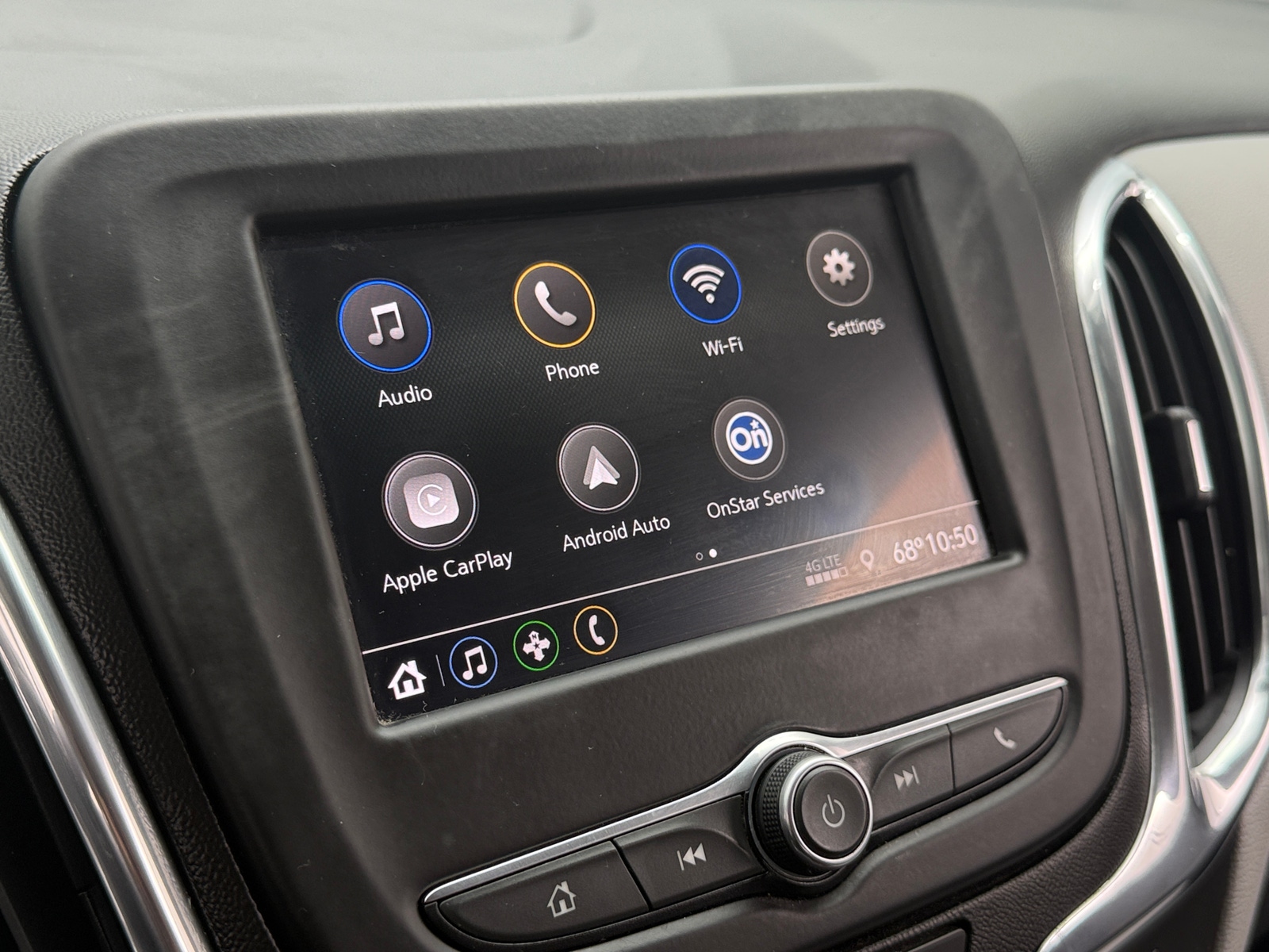 Thumbnail: 2020 Chevrolet Equinox - 4