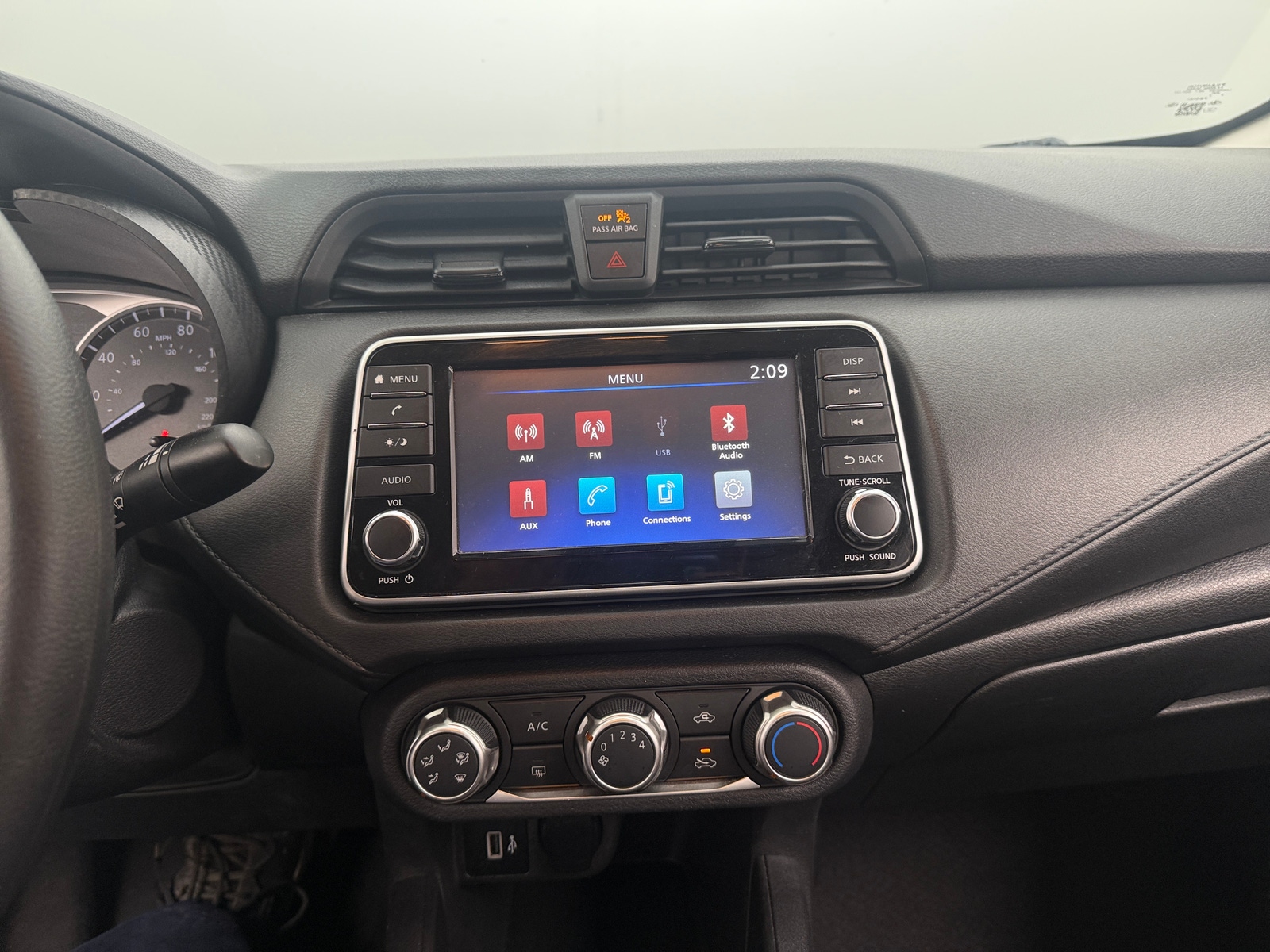 Thumbnail: 2021 Nissan Versa - 4