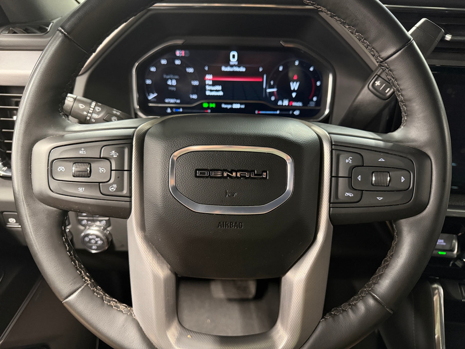 Thumbnail: 2024 GMC Sierra 2500 - 4