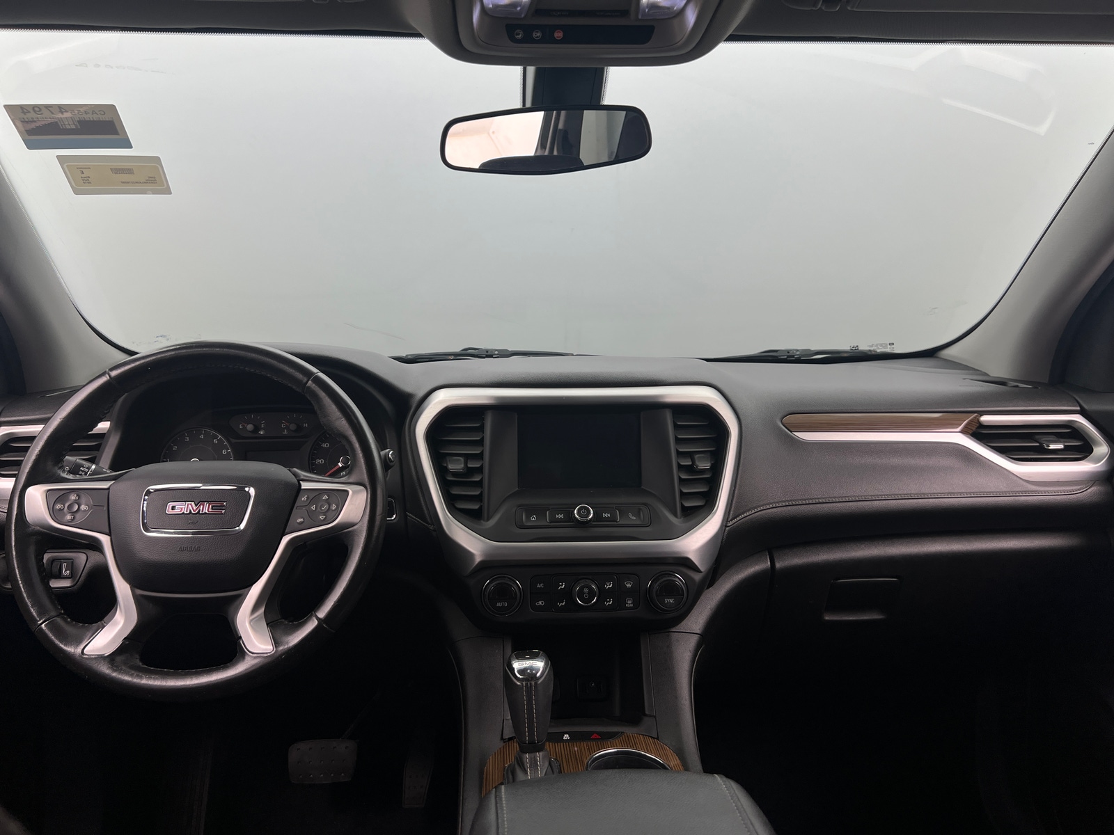 Thumbnail: 2019 GMC Acadia - 3