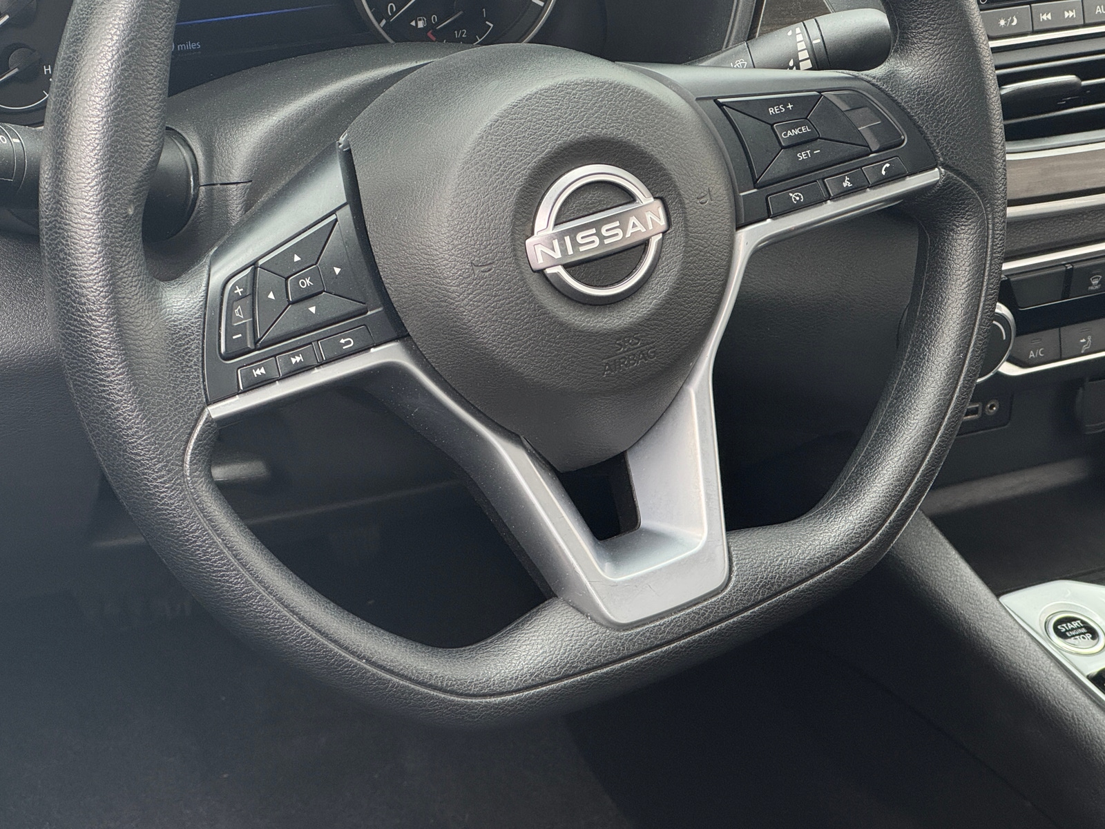Thumbnail: 2025 Nissan Altima - 5