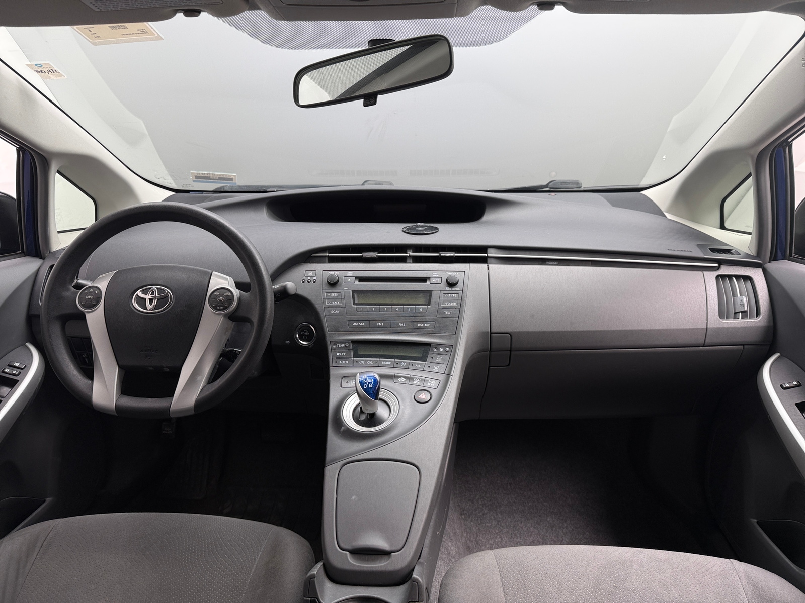 Thumbnail: 2010 Toyota Prius - 3