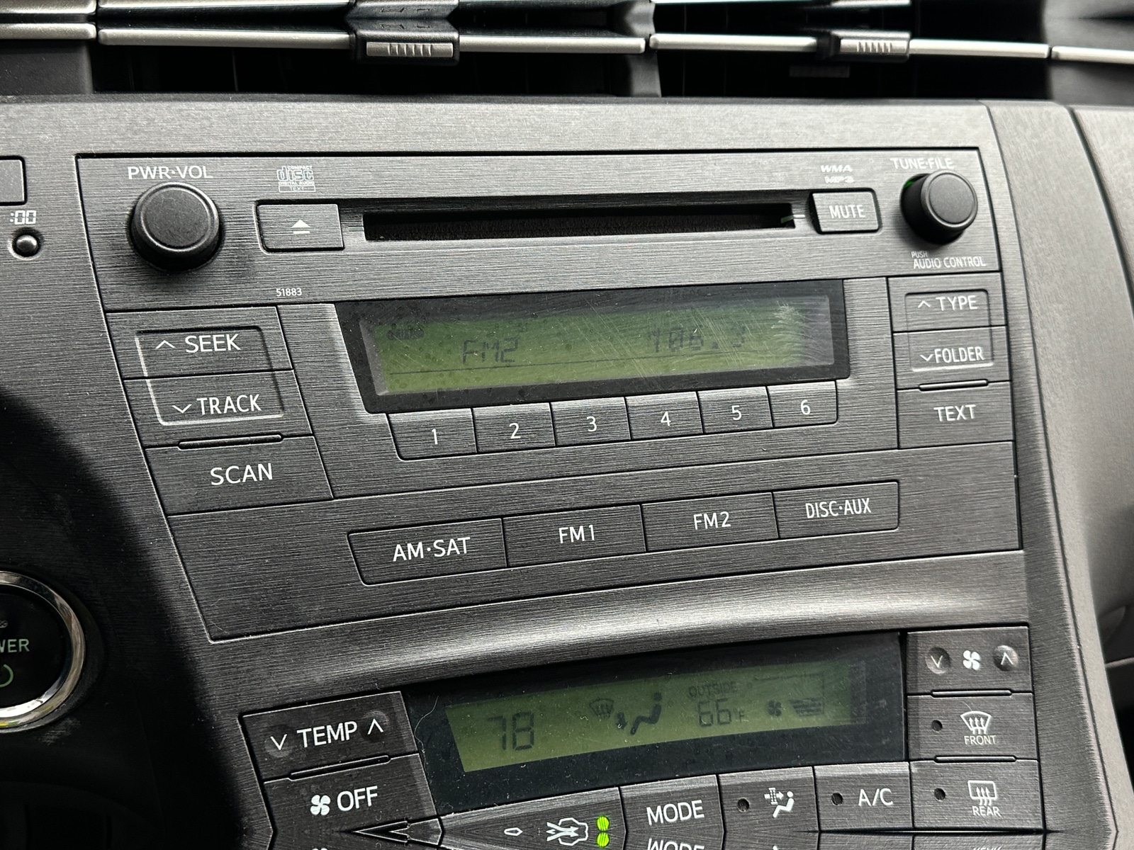 Thumbnail: 2010 Toyota Prius - 4