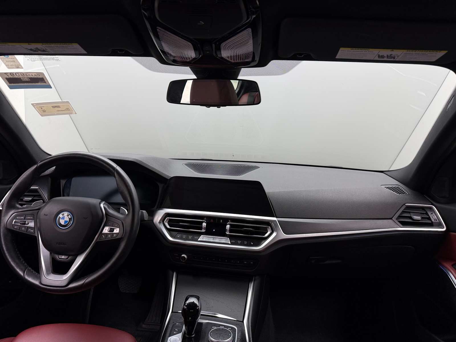 Thumbnail: 2022 BMW 3 Series - 2