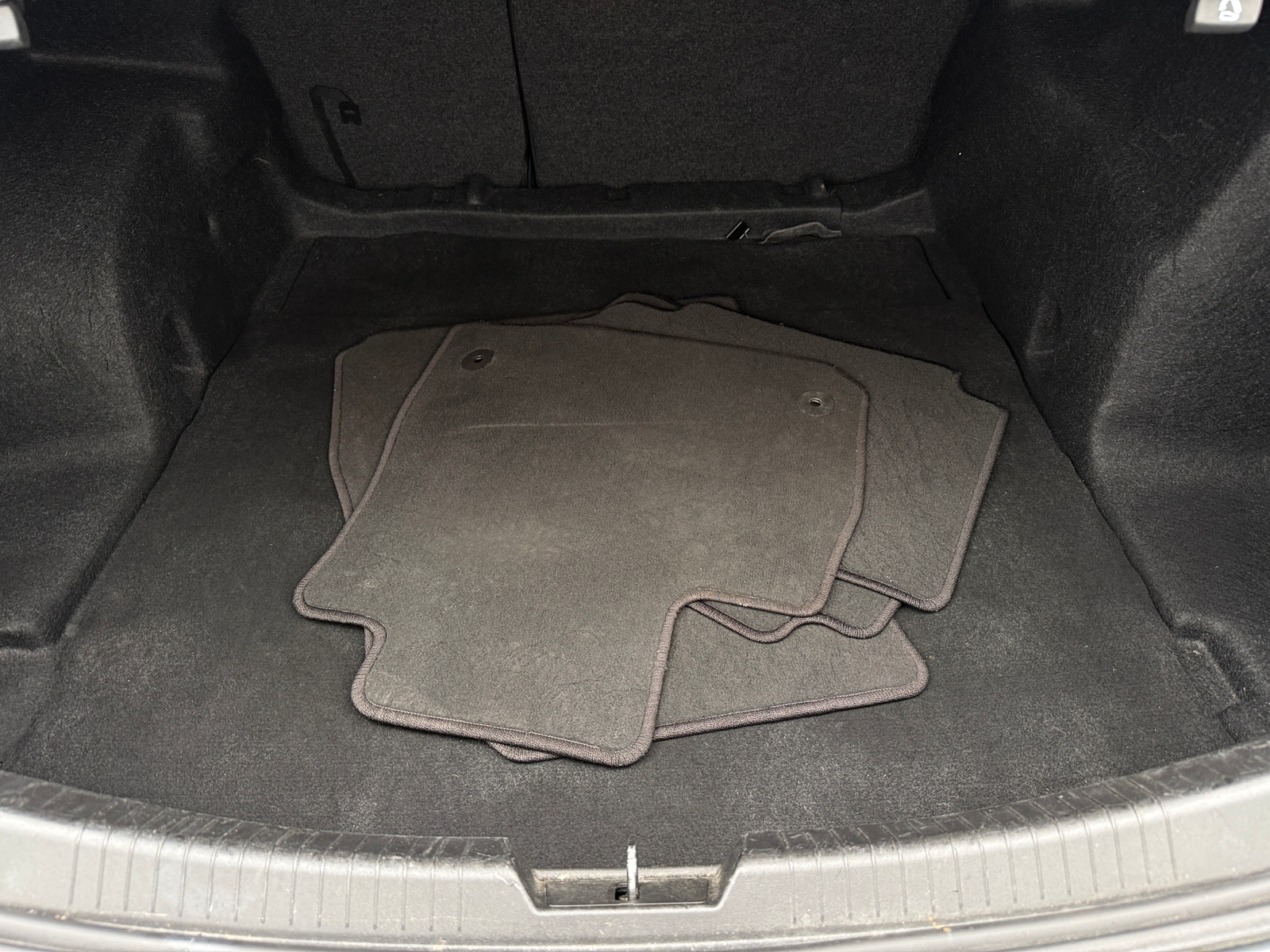 Thumbnail: 2019 Chevrolet Malibu - 7