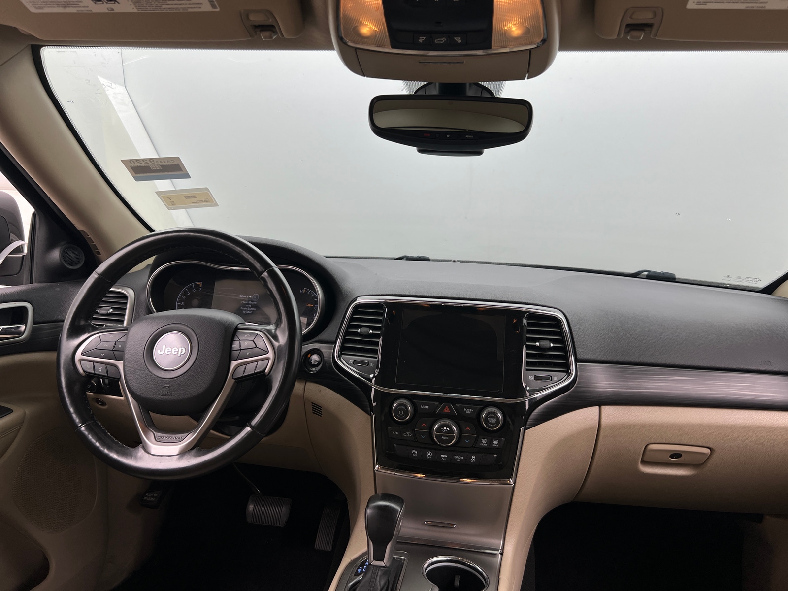 Thumbnail: 2020 Jeep Grand Cherokee - 3