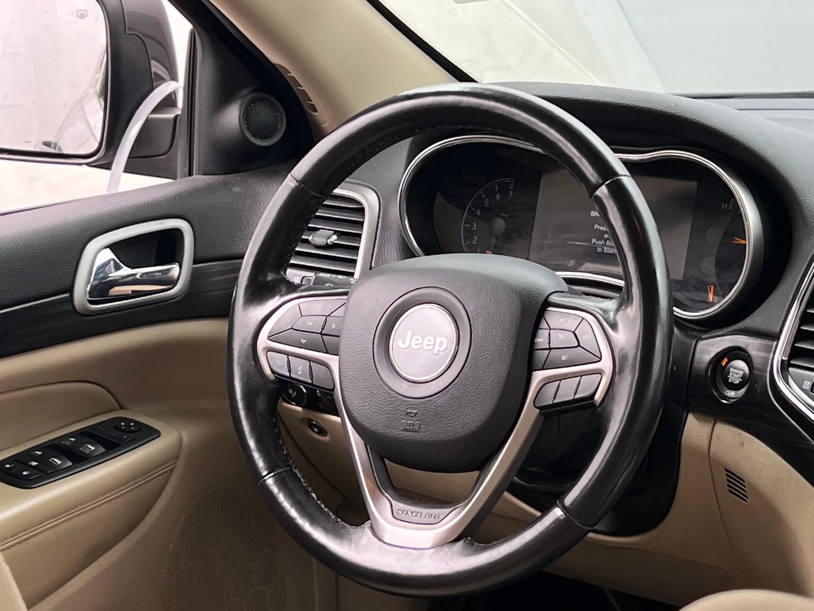 Thumbnail: 2020 Jeep Grand Cherokee - 5