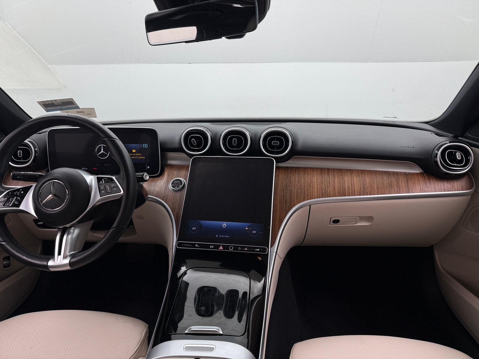 Thumbnail: 2023 Mercedes-Benz C-Class - 2