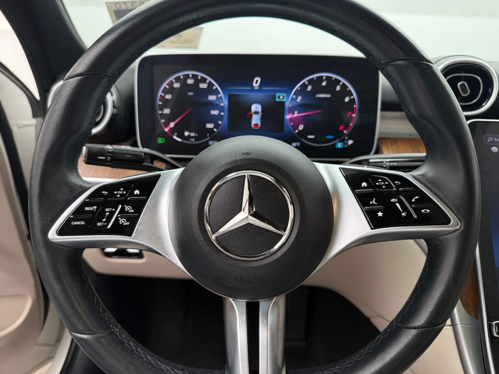 Thumbnail: 2023 Mercedes-Benz C-Class - 4