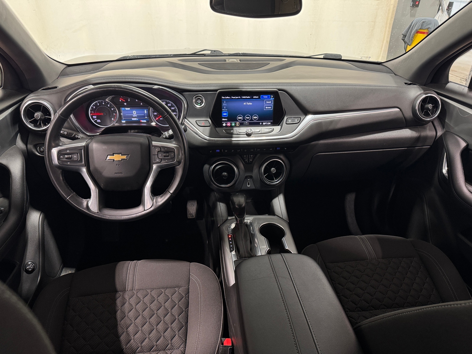 Thumbnail: 2019 Chevrolet Blazer - 3