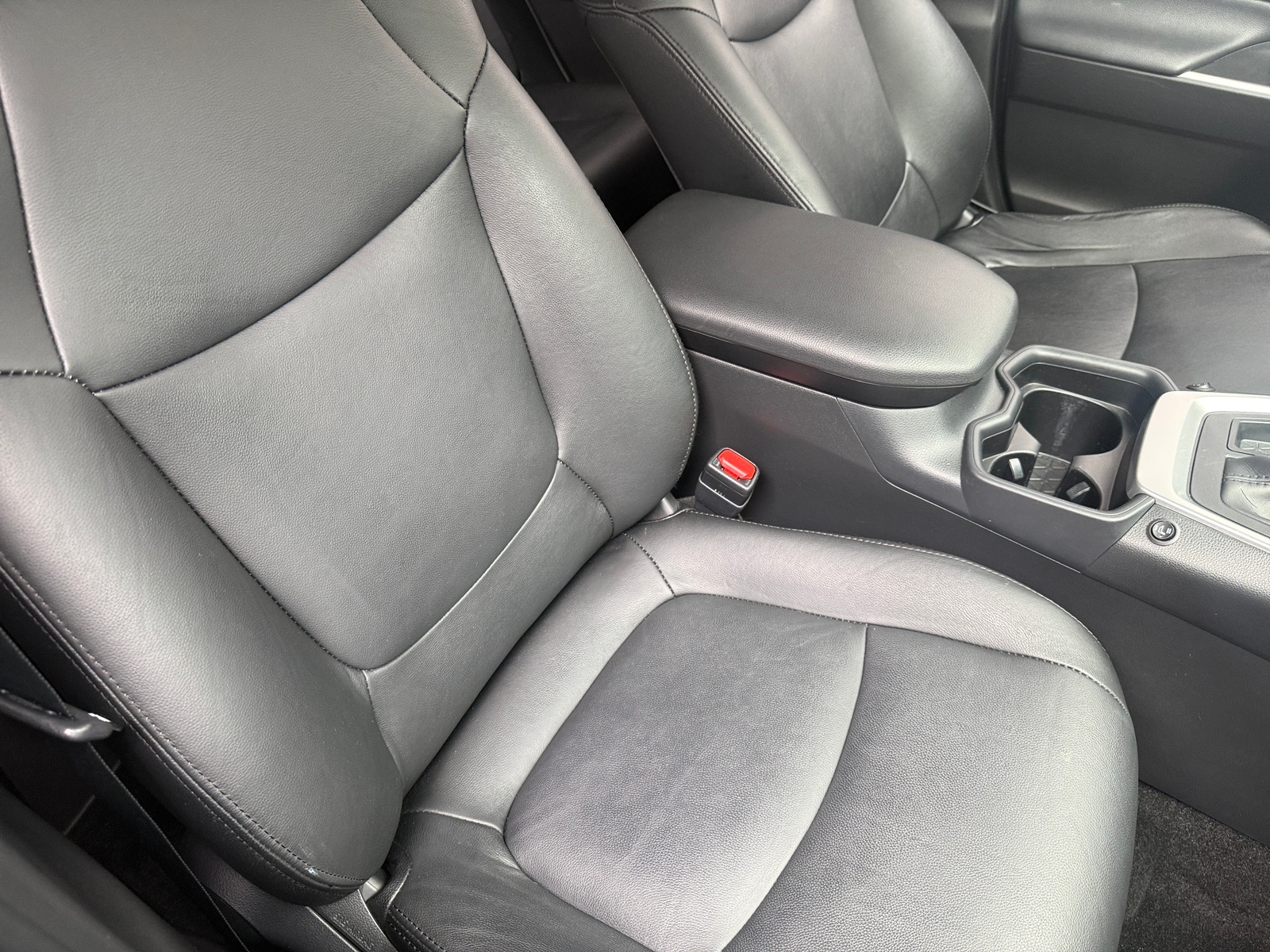 Thumbnail: 2021 Toyota RAV4 - 2