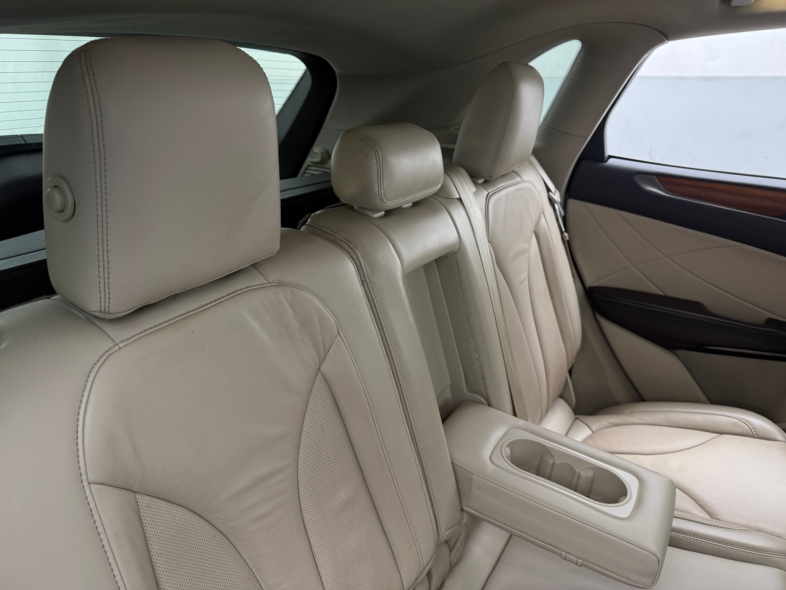 Thumbnail: 2017 Lincoln MKC - 5