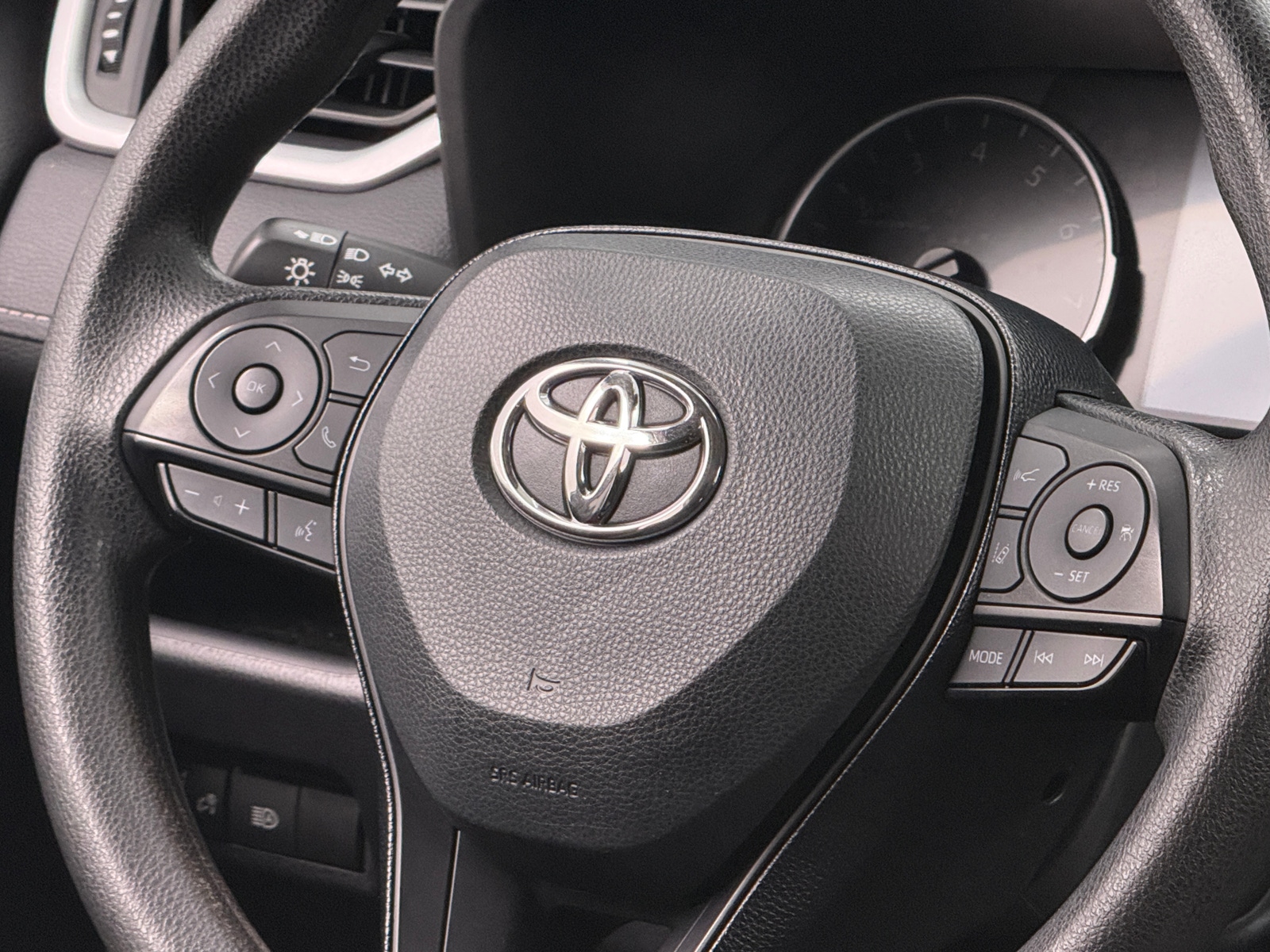 Thumbnail: 2021 Toyota RAV4 - 5