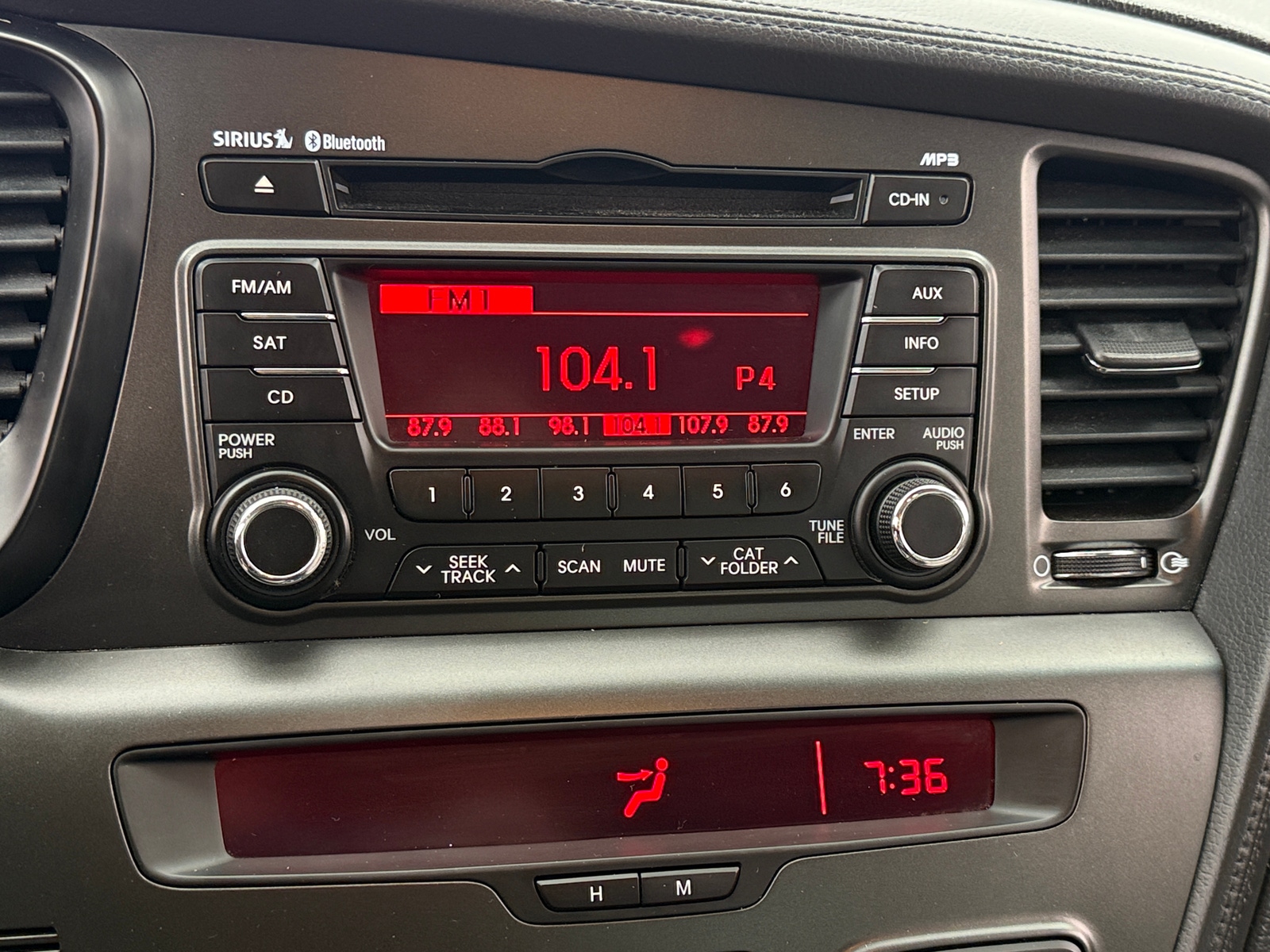 Thumbnail: 2013 Kia Optima - 3