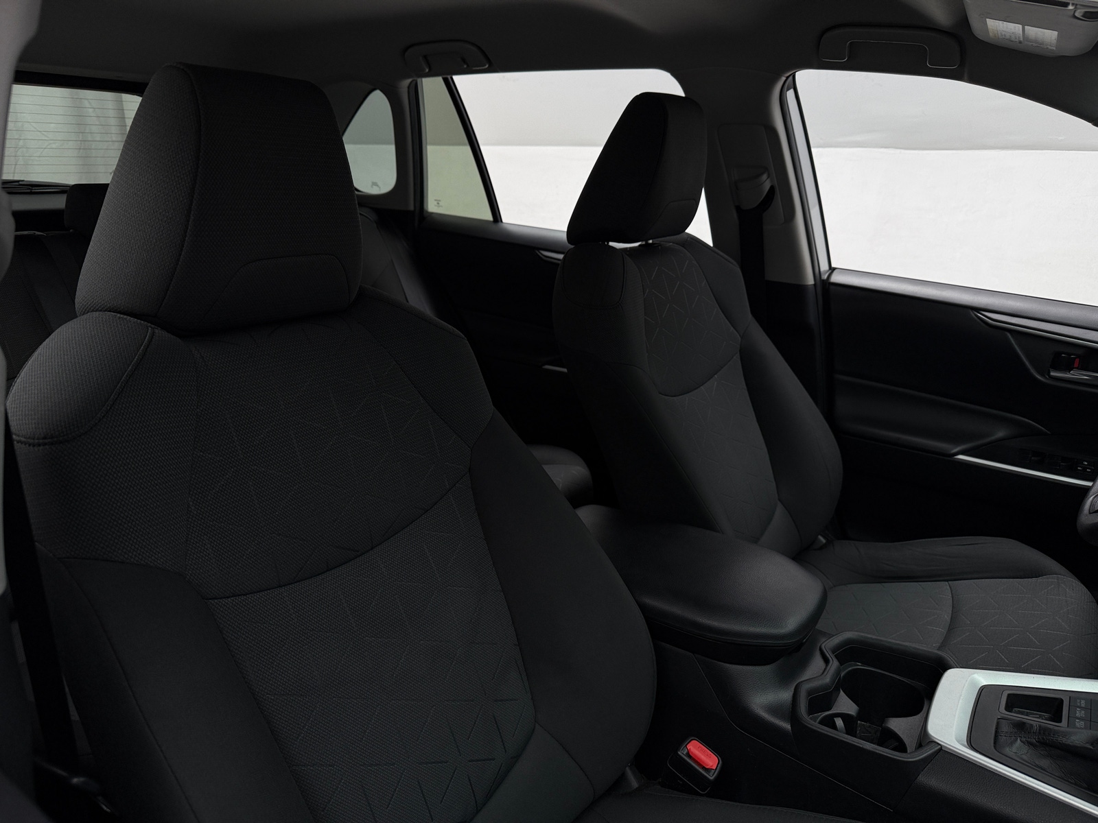 Thumbnail: 2020 Toyota RAV4 - 2