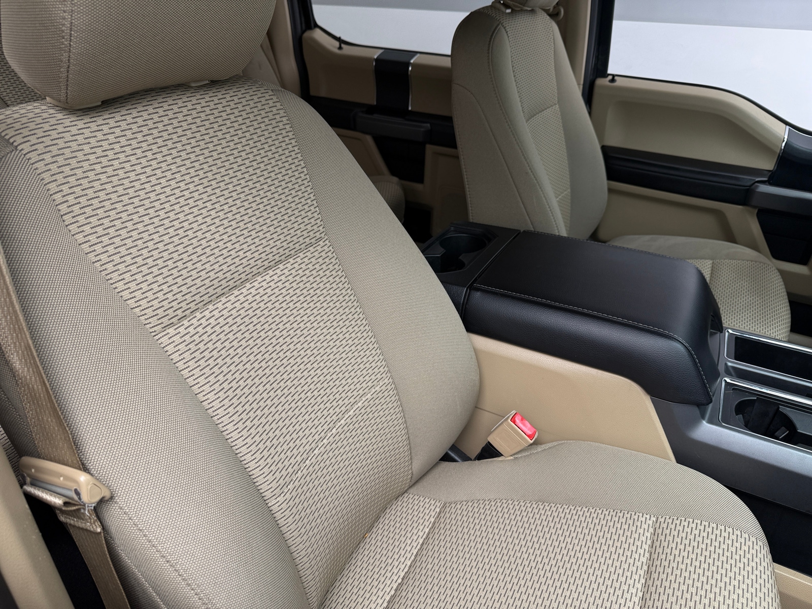 Thumbnail: 2020 Ford Econoline - 2