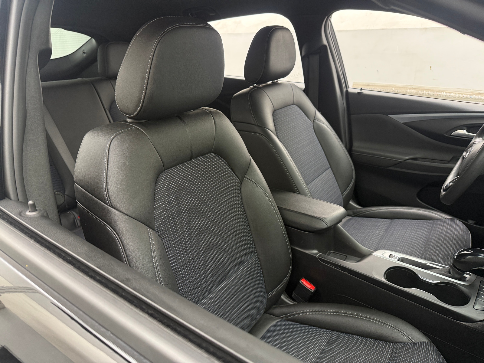 Thumbnail: 2025 Buick Envista - 2