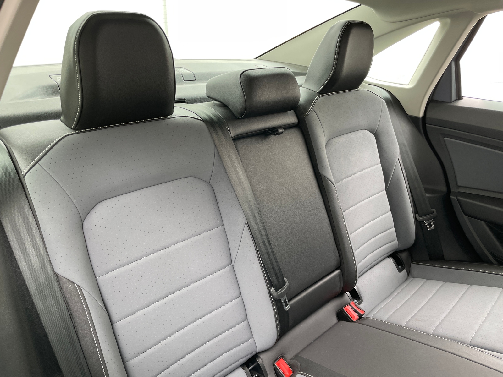 Thumbnail: 2025 Volkswagen Jetta - 5