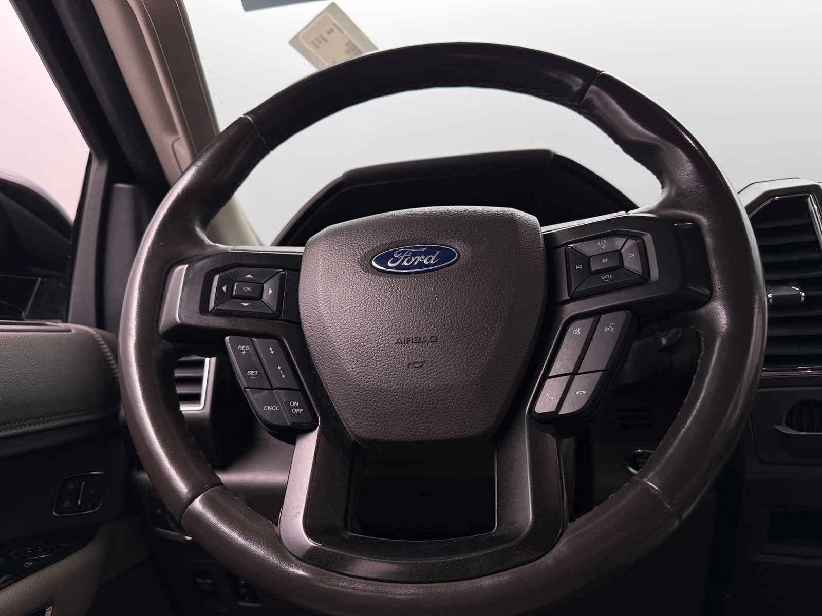 Thumbnail: 2019 Ford Expedition MAX - 4