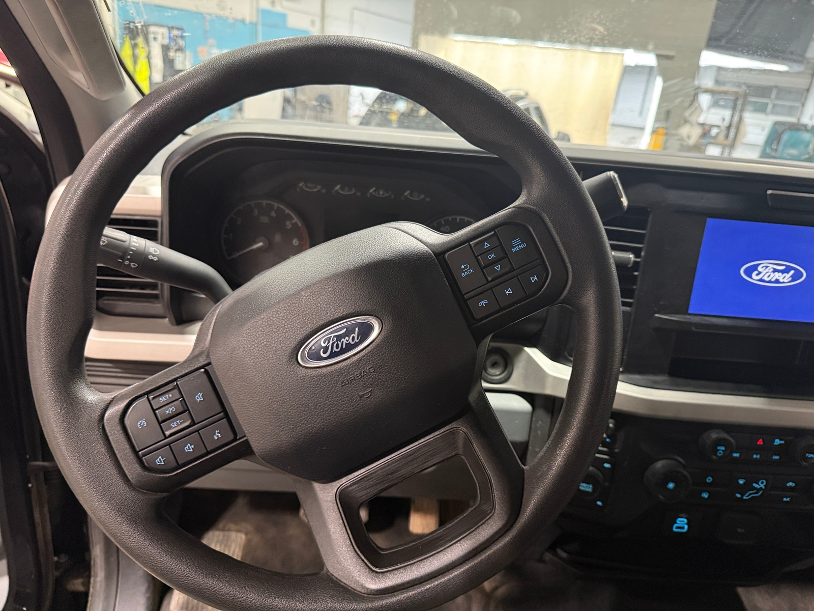 Thumbnail: 2025 Ford Econoline - 5