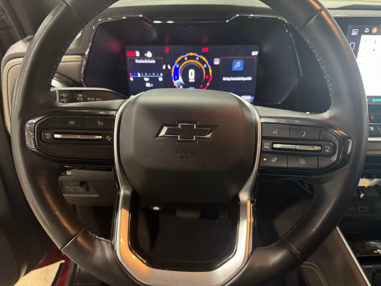 Thumbnail: 2024 Chevrolet Colorado - 5