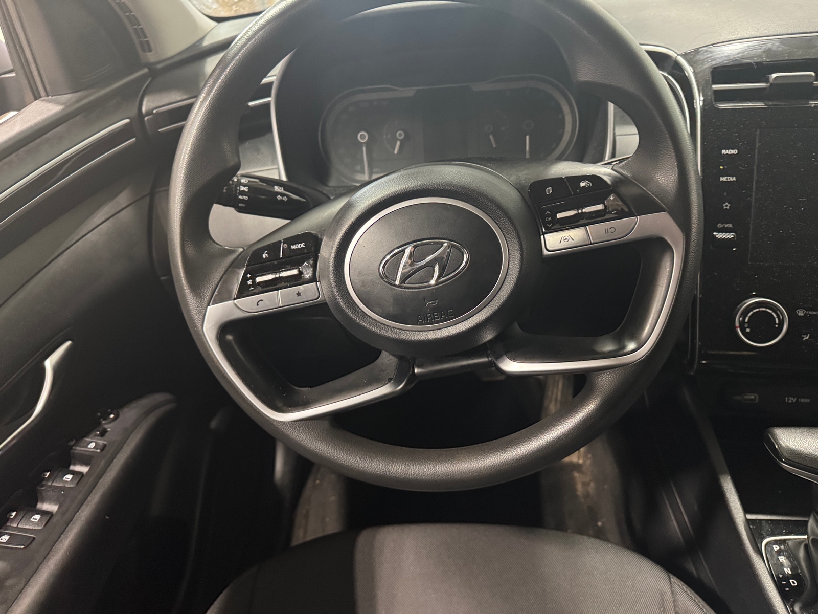 Thumbnail: 2022 Hyundai Tucson - 5