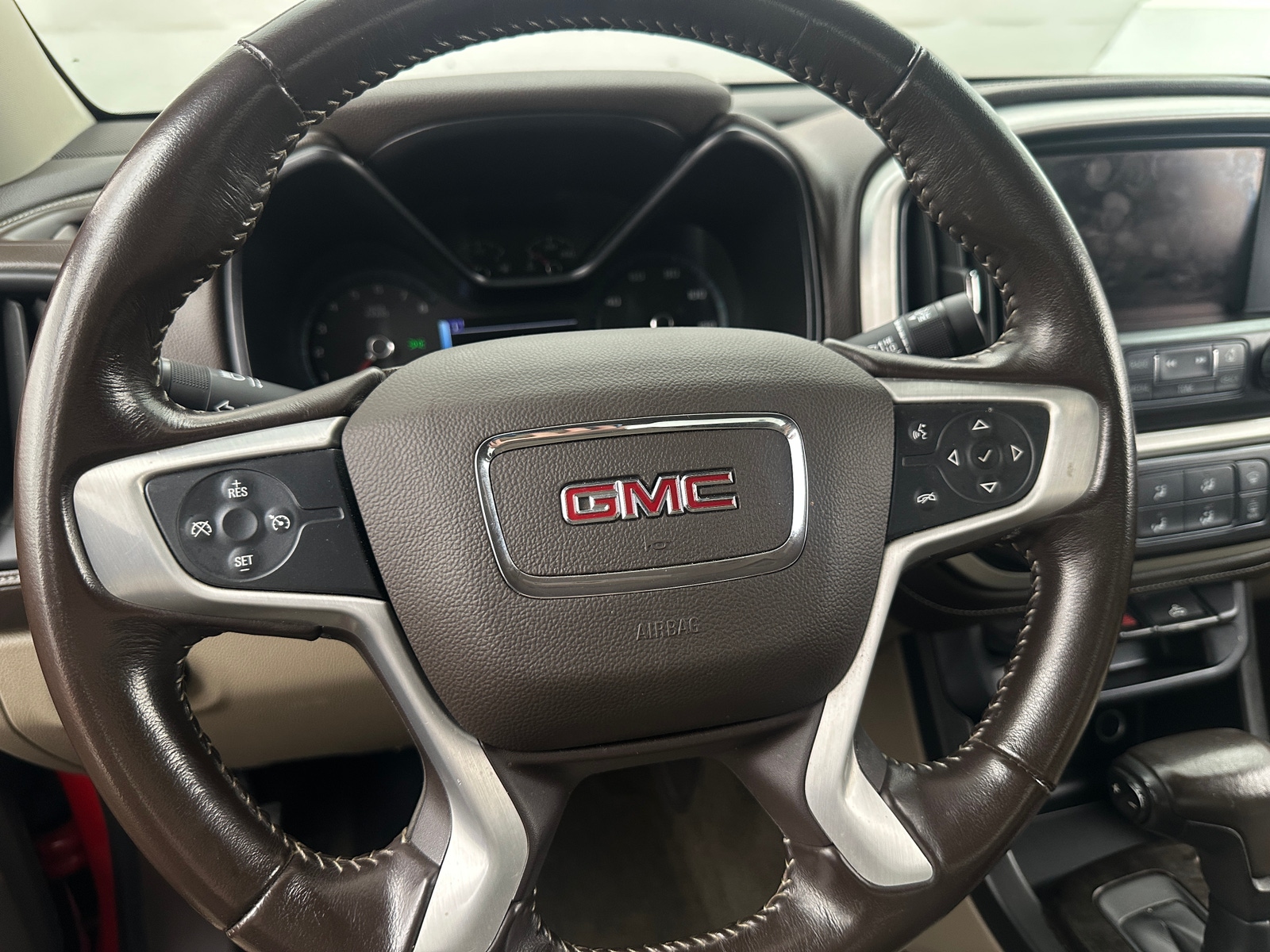 Thumbnail: 2017 GMC Canyon - 4