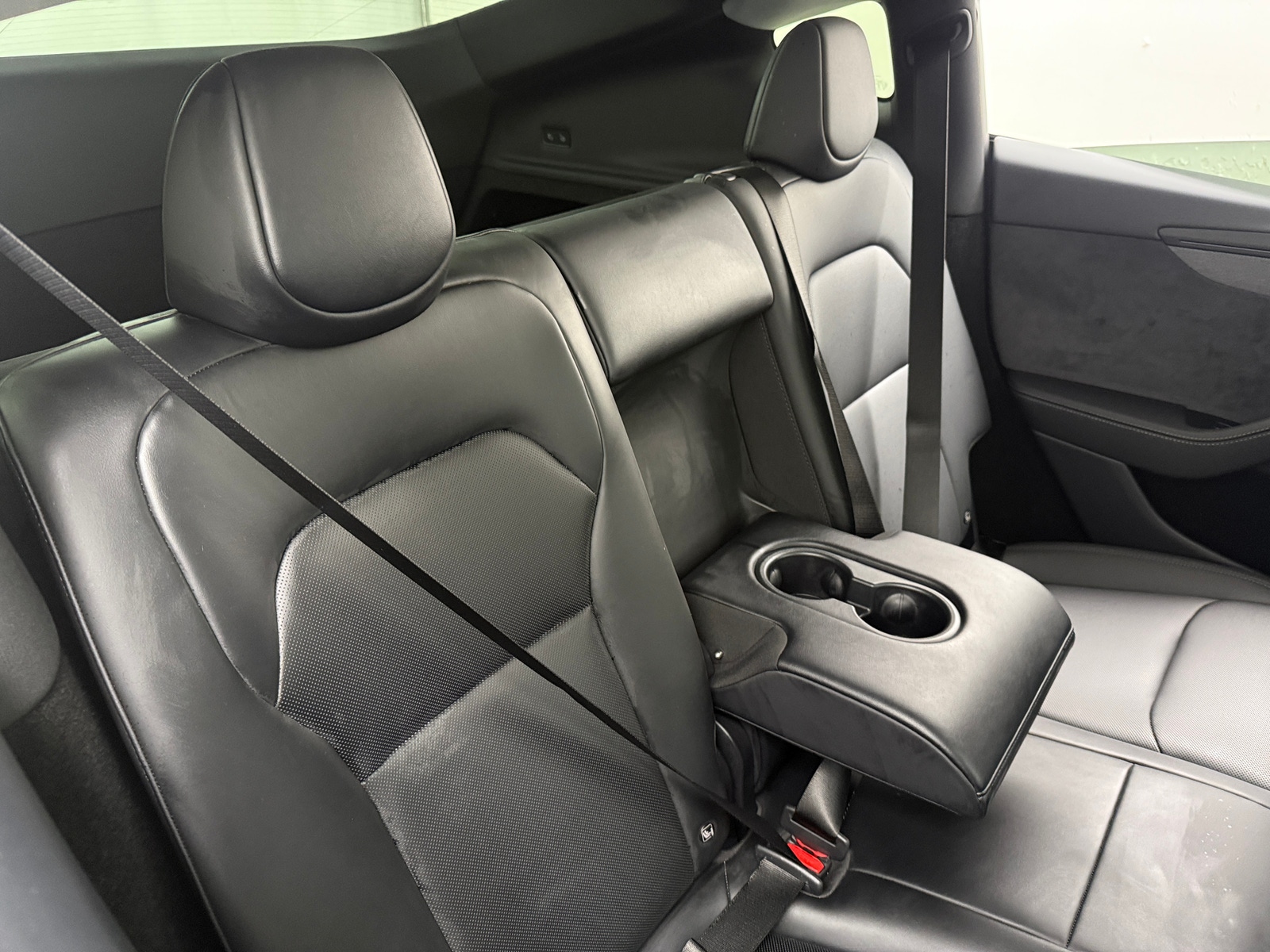 Thumbnail: 2026 Tesla Model Y - 5