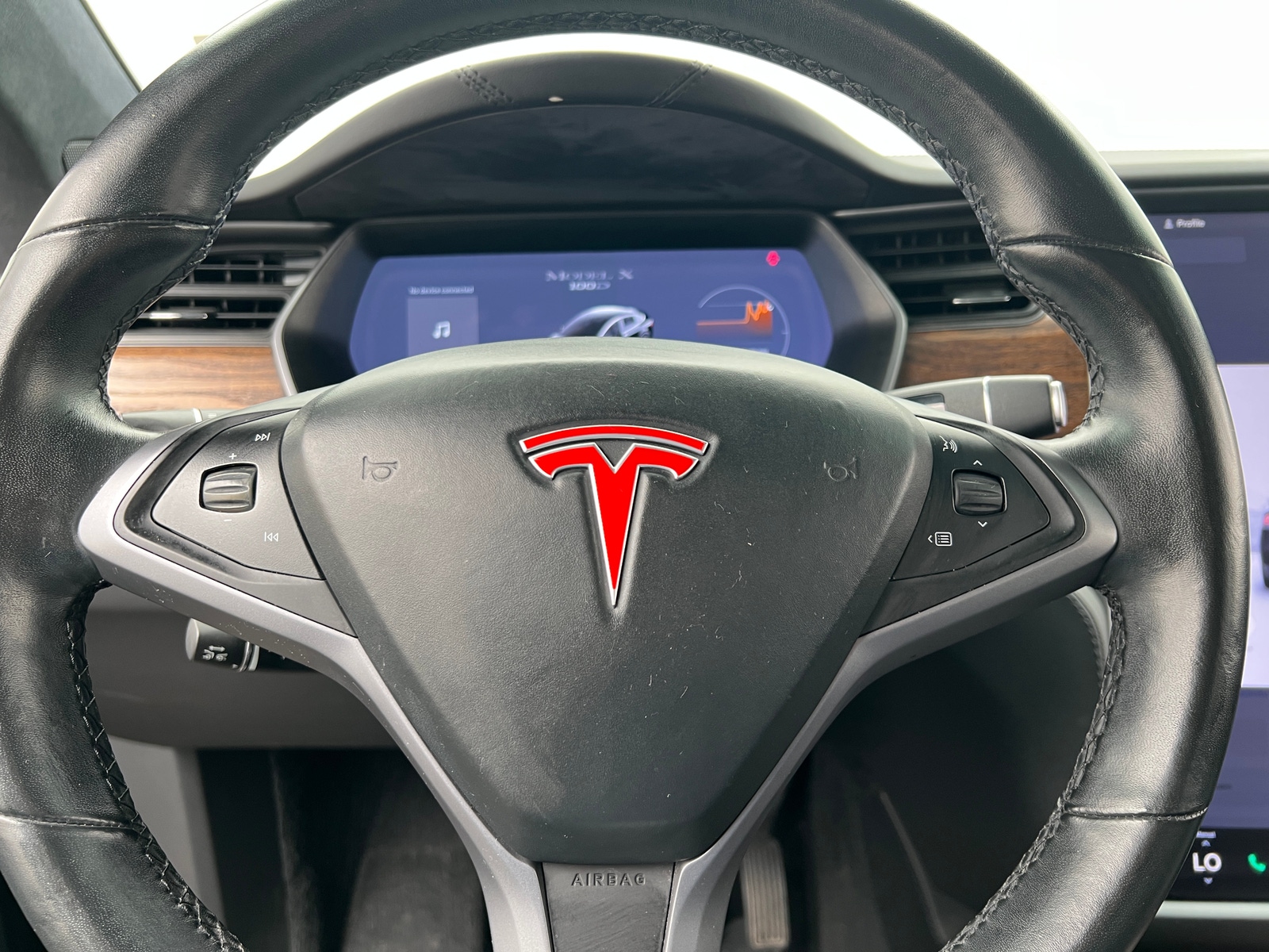 Thumbnail: 2018 Tesla Model X - 4