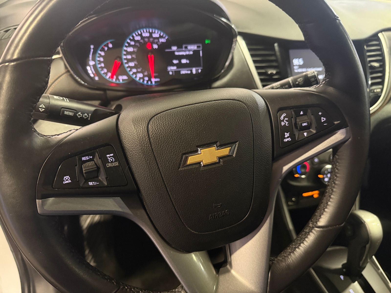 Thumbnail: 2017 Chevrolet Trax - 5