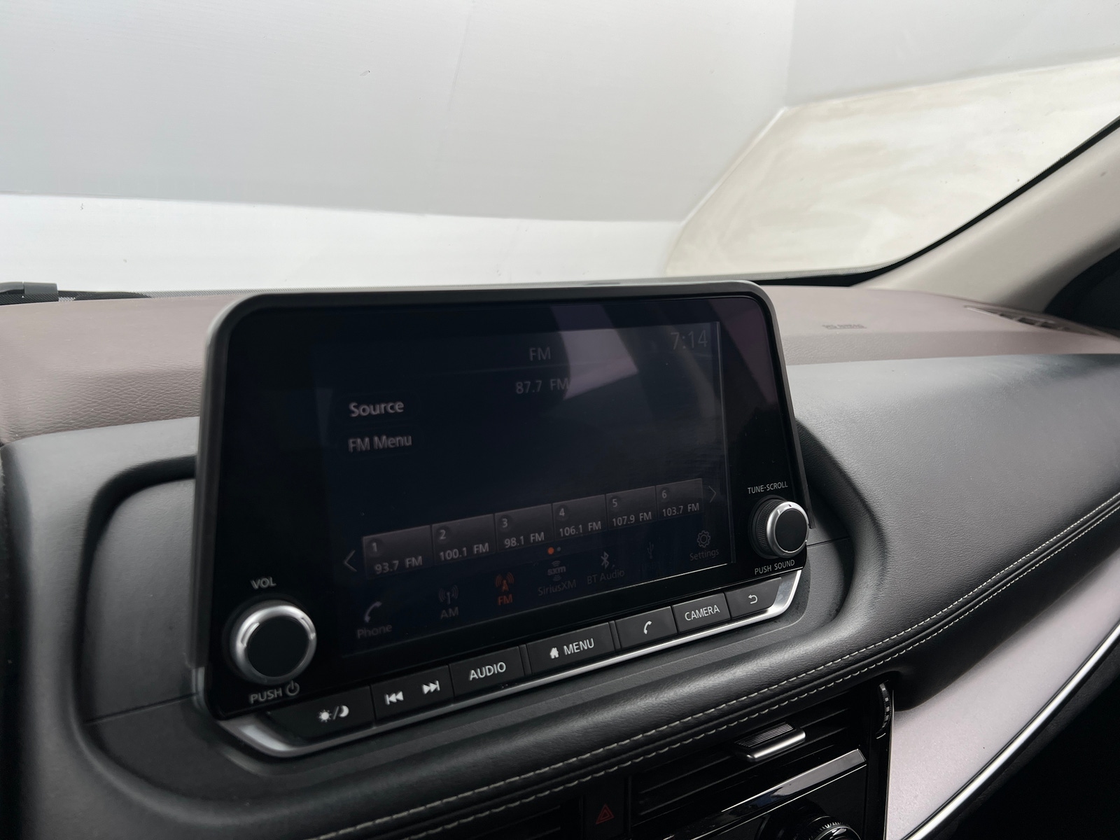 Thumbnail: 2023 Nissan Rogue - 4