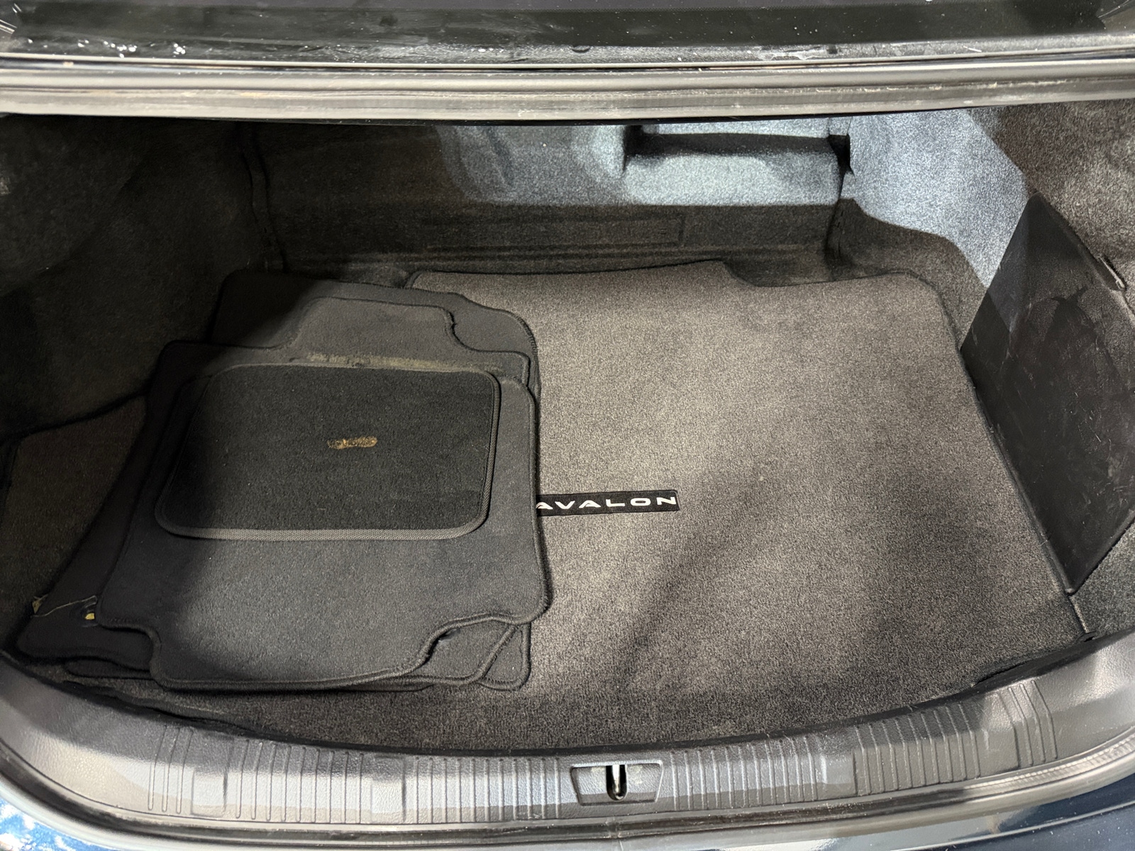 Thumbnail: 2015 Toyota Avalon - 6