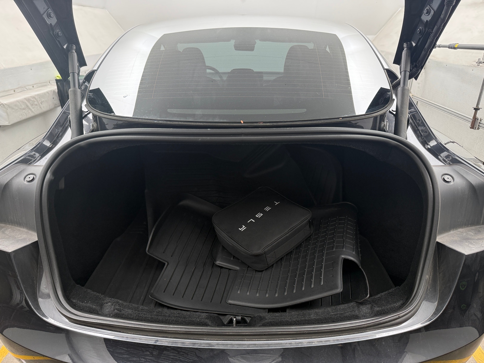 Thumbnail: 2025 Tesla Model 3 - 6