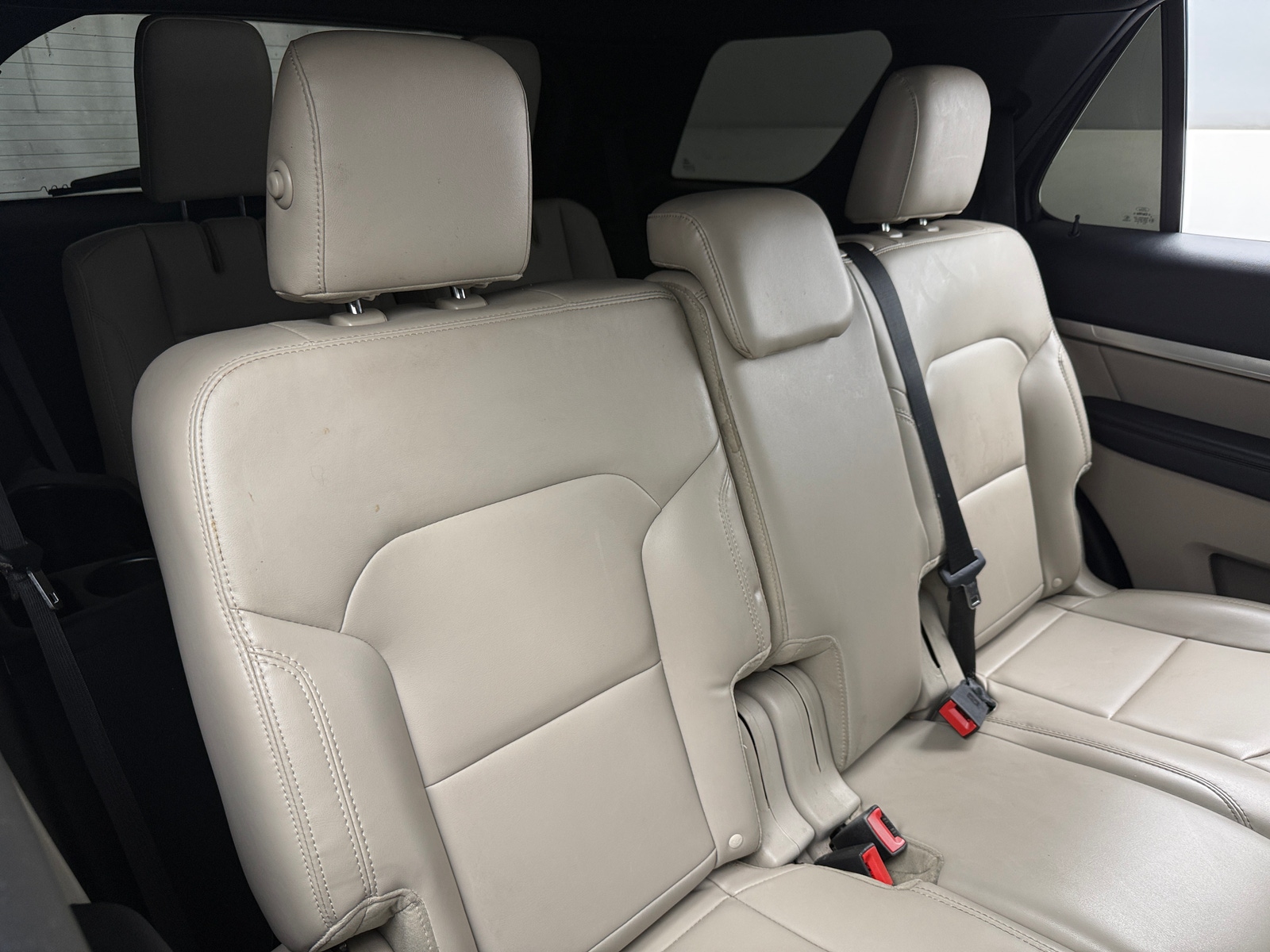 Thumbnail: 2019 Ford Explorer - 5