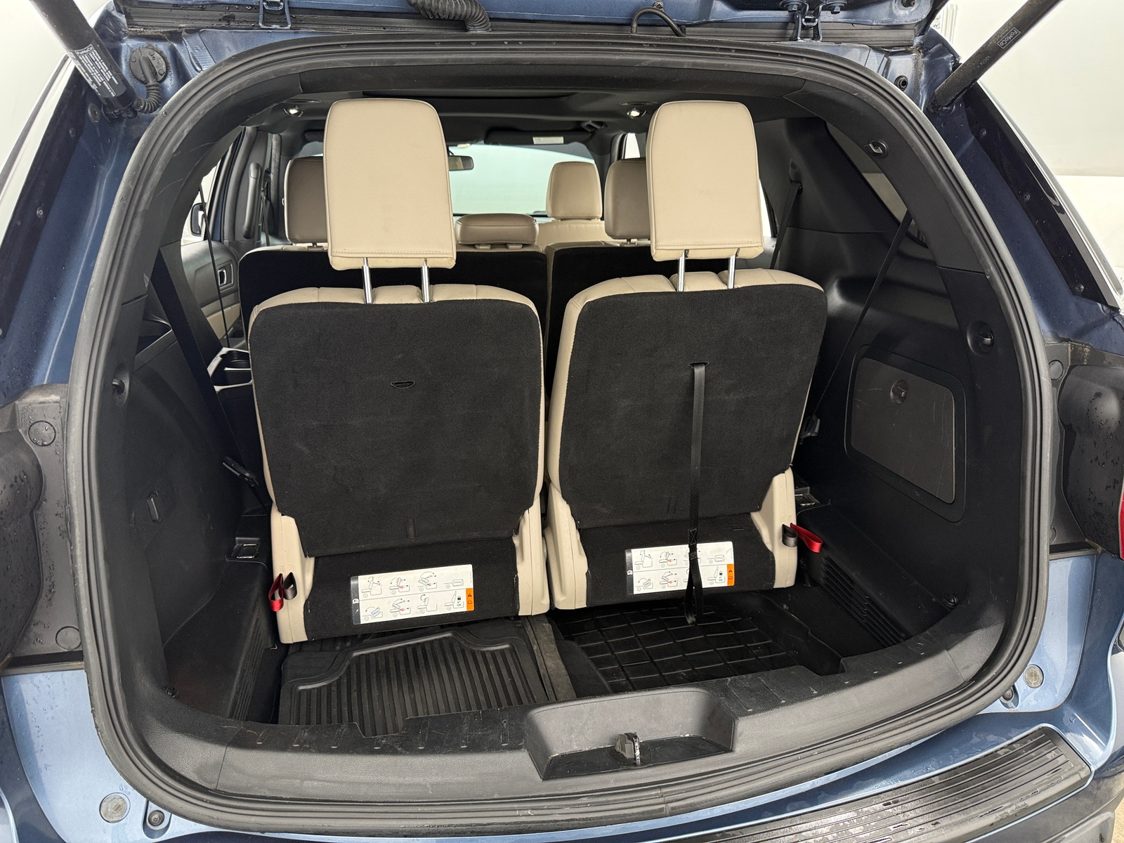 Thumbnail: 2019 Ford Explorer - 6