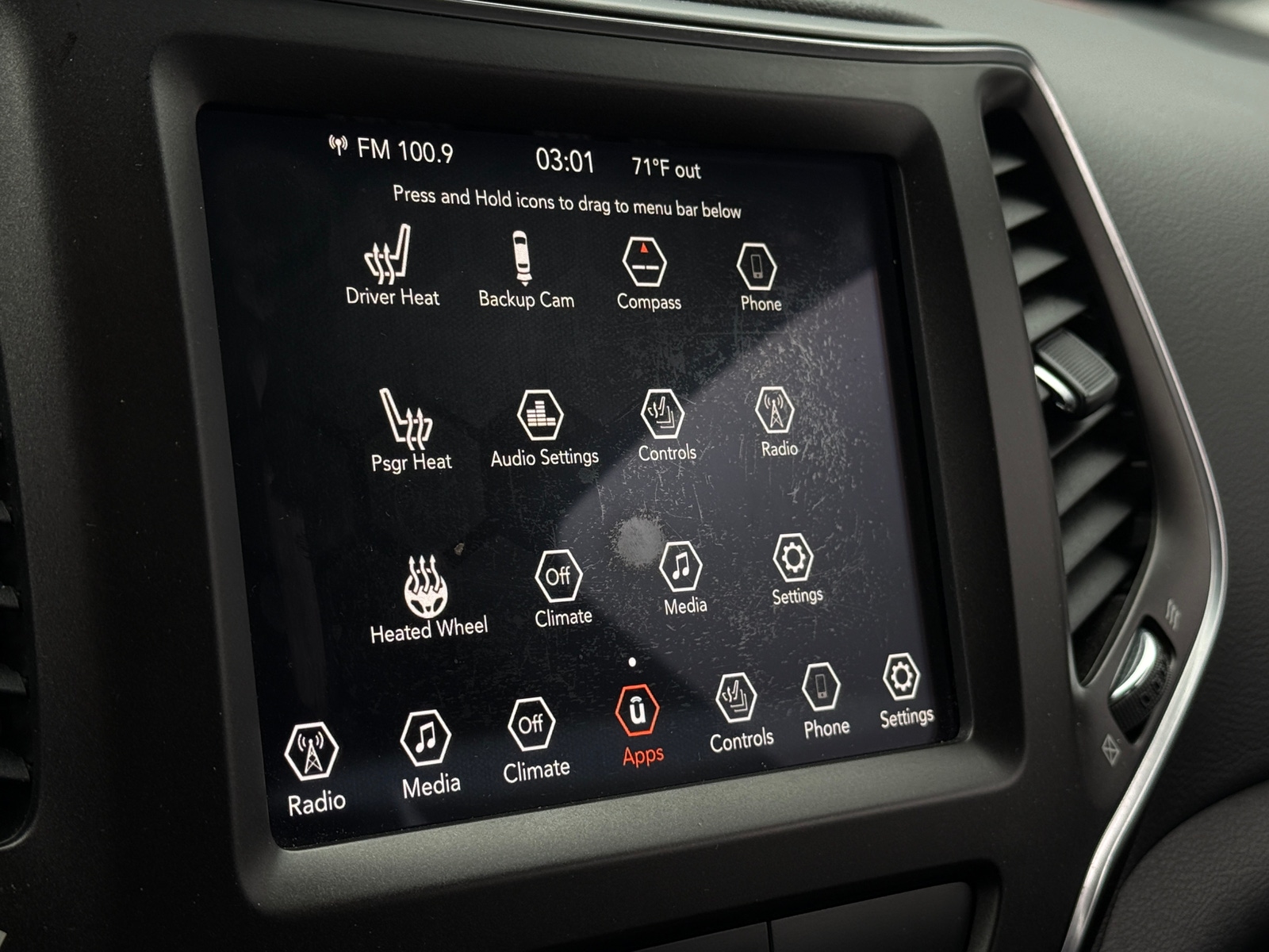 Thumbnail: 2019 Jeep Cherokee - 4