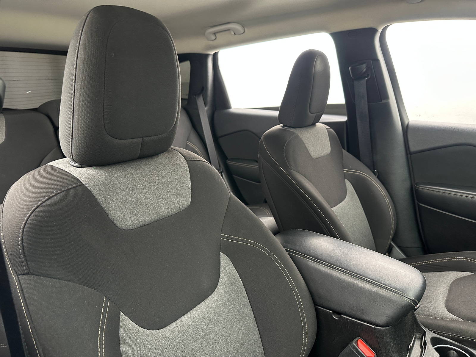 Thumbnail: 2017 Jeep Cherokee - 2