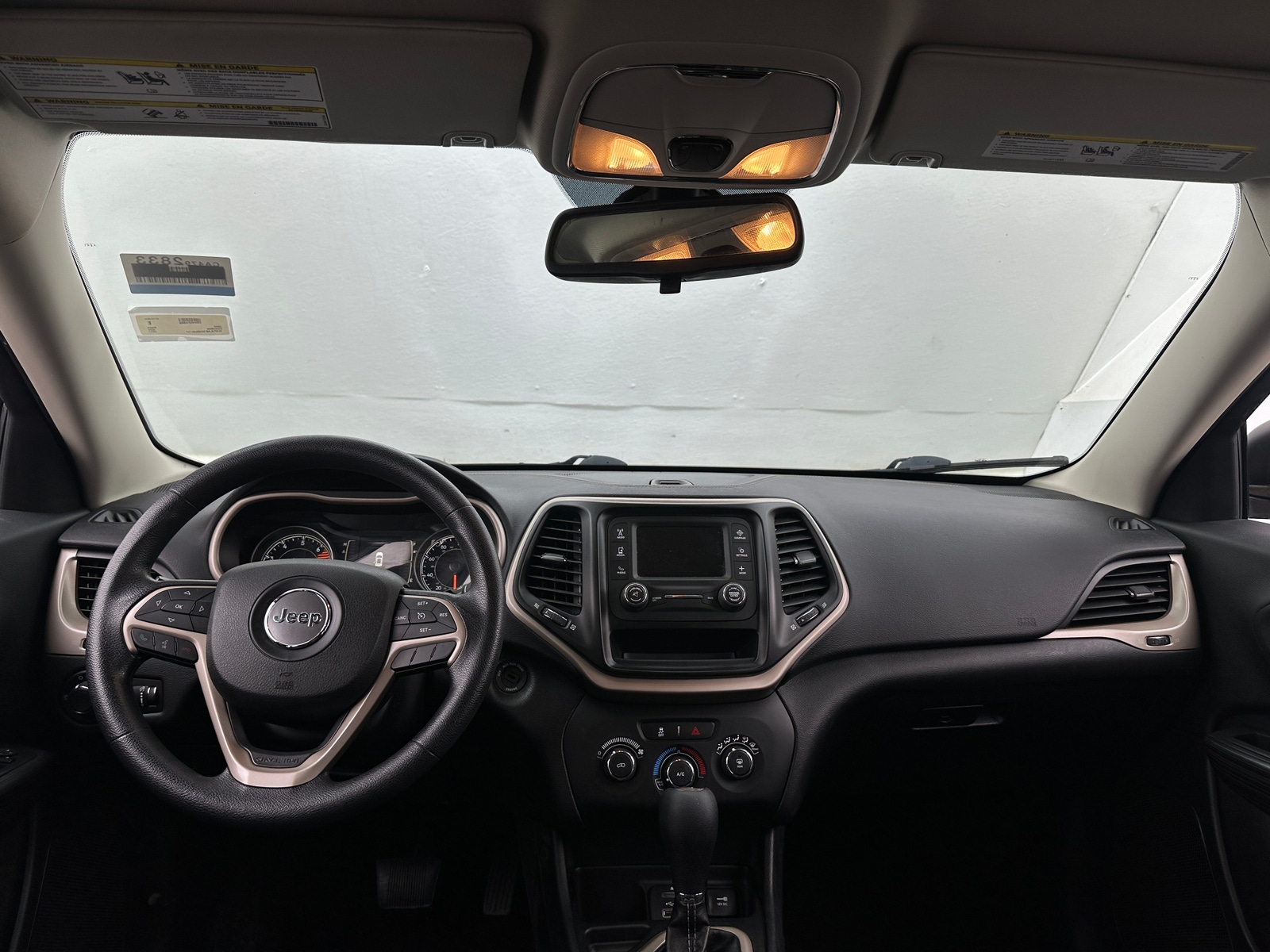 Thumbnail: 2017 Jeep Cherokee - 3