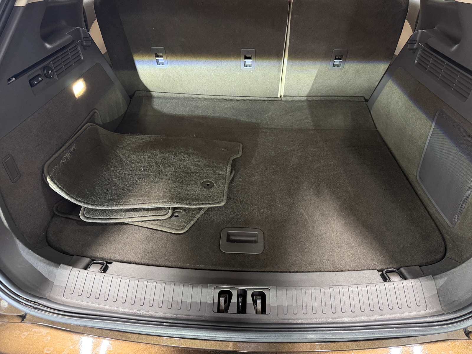 Thumbnail: 2019 Lincoln Nautilus - 6