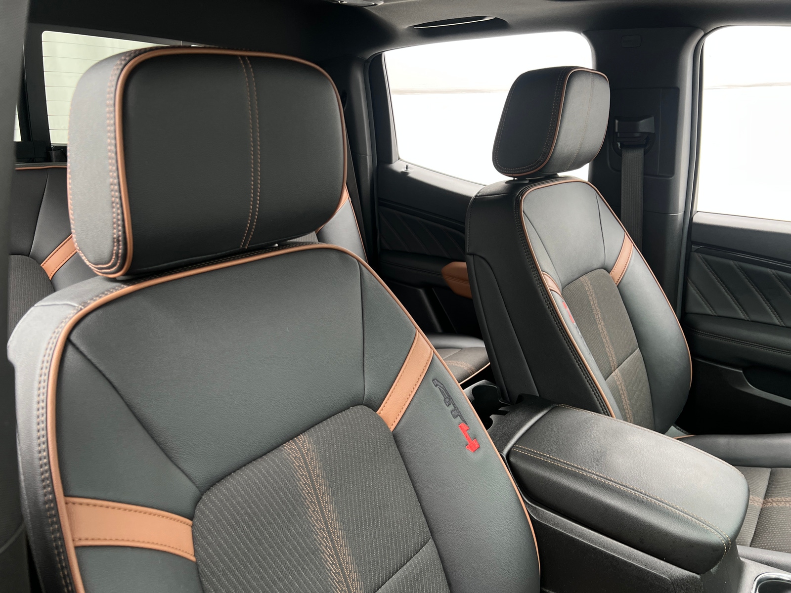 Thumbnail: 2024 GMC Canyon - 2